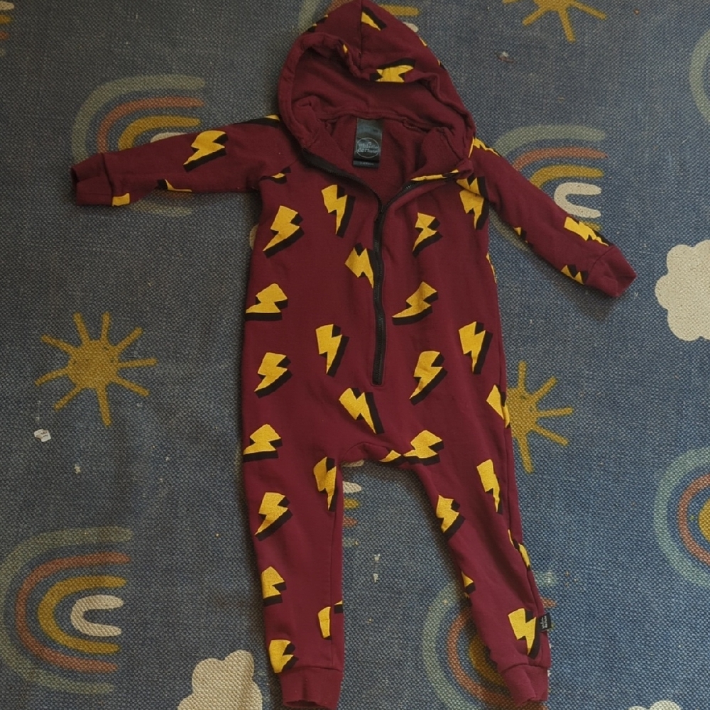 Kids Lightning Bolt Whistle And Flute 🇨🇦Hooded One Piece Sz.3 To 4